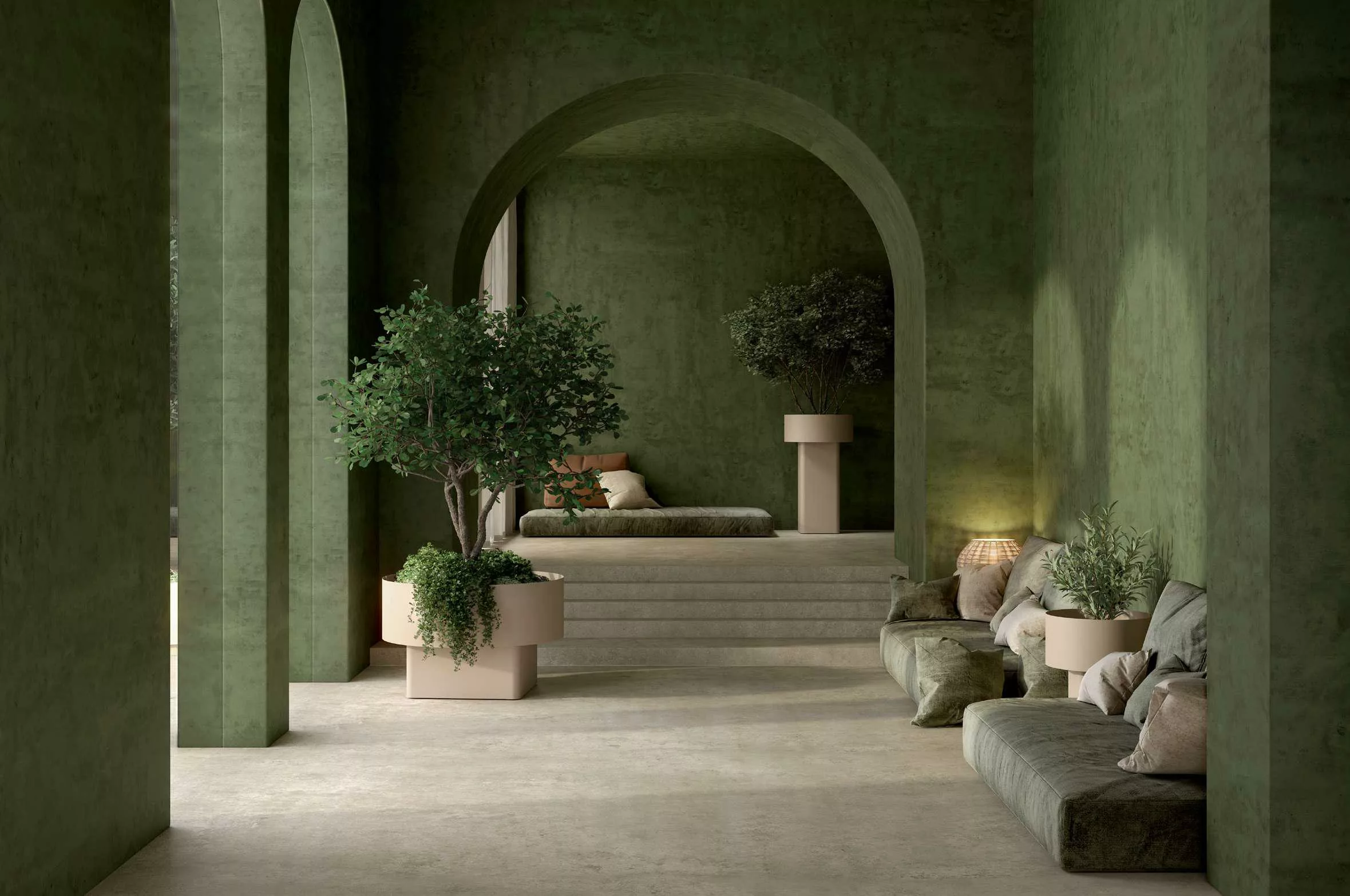 Jardinières Systemtronic sur pieds dans un espace intérieur aux murs verts et aux ouvertures en arche