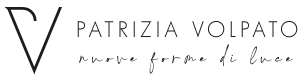 Logo Patrizia Volpato, maison vénitienne de luminaires